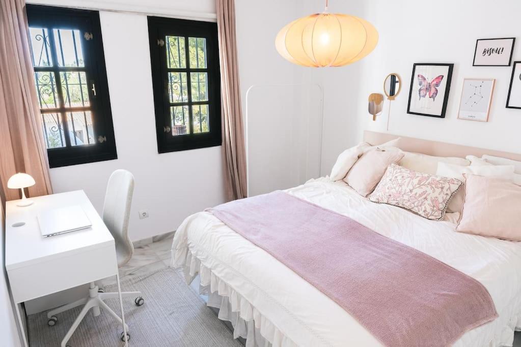 Charming Marbellac